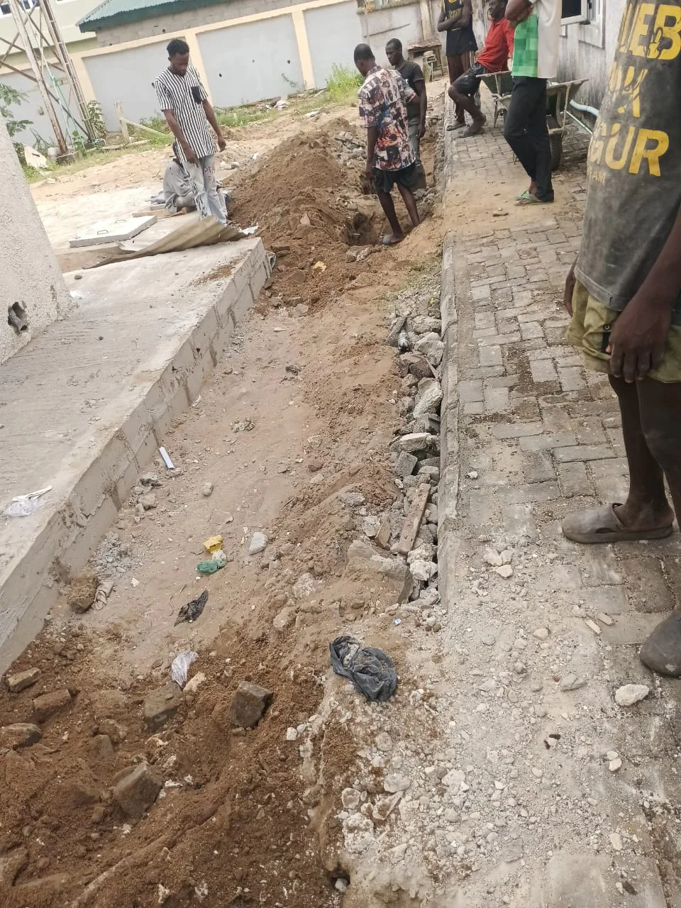 Drainage excavation and channel construction. View 01.