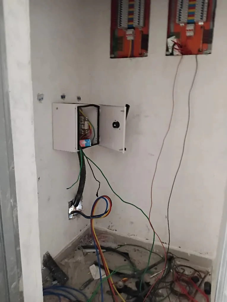Electrical installation before final close-out. View 01.